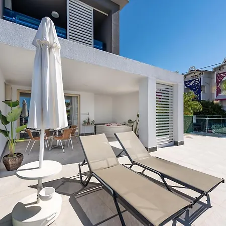 White Adult Only 4* Konaklı