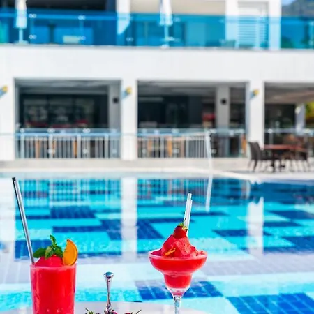 White Adult Only 4* Konaklı