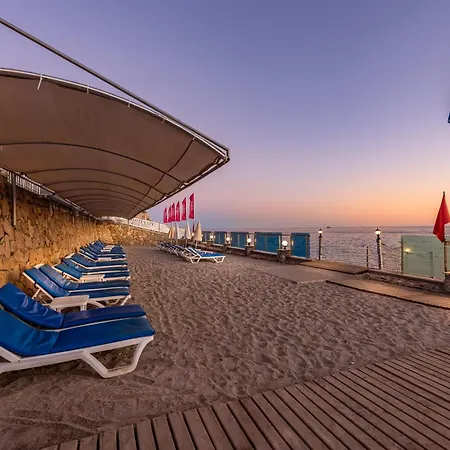 Otel White Adult Only Konaklı