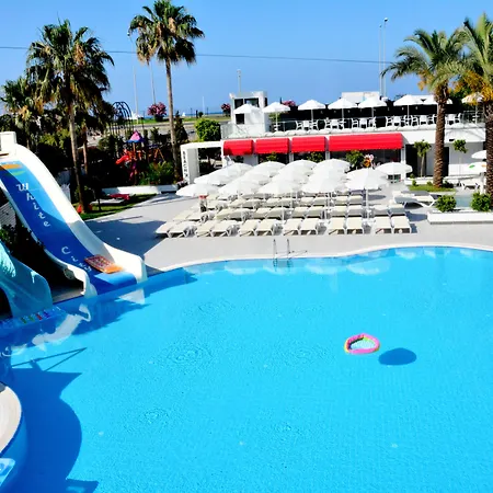 White Adult Only Otel Konaklı