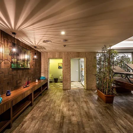 White Adult Only Hotel 4*