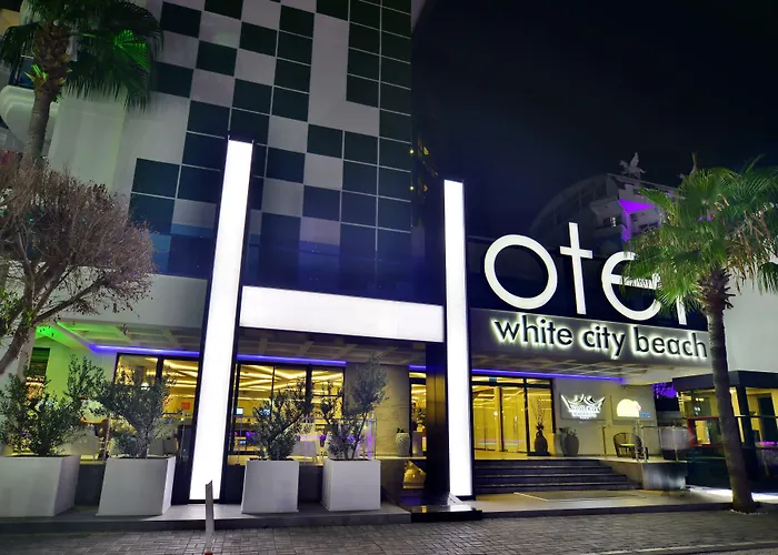 White Adult Only Hotel 4*